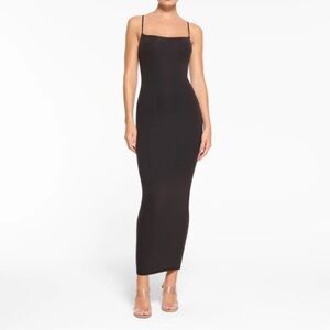 SKIMS Fits Everybody Long Slip Dress in Onyx Size S